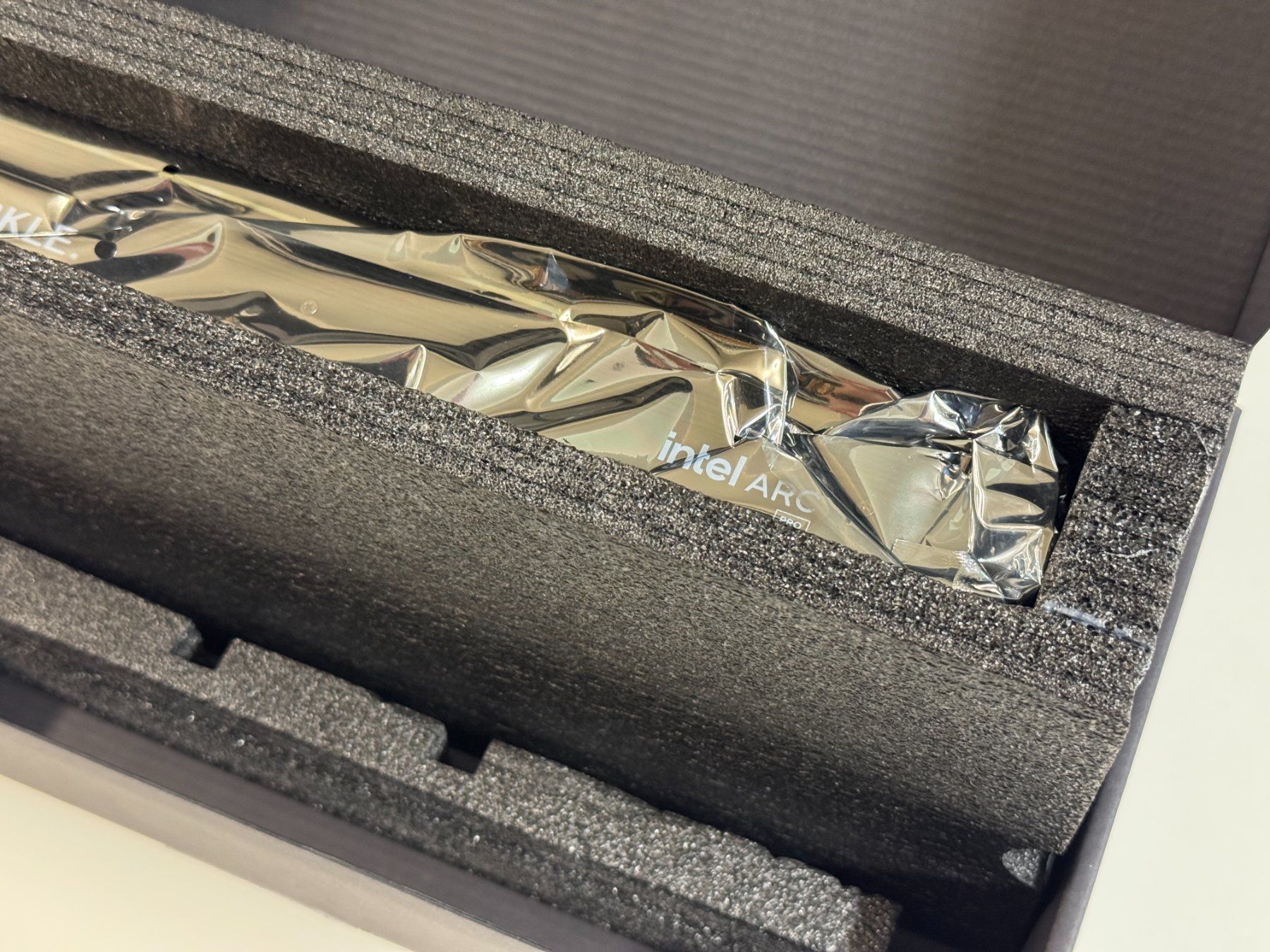 Schede grafiche: SPARKLE Pro B60 BLOWER 24GB Grafikkarte – Nuovo (secondo la descrizione) da Basel venduto da Archi40 3