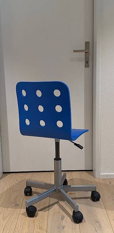Stühle: Kinderbürostuhl – Gebraucht aus Uster von ath_8vk8 1