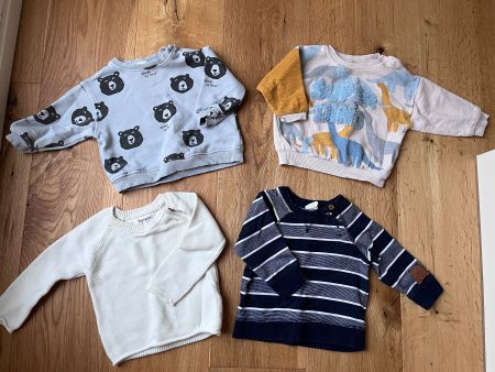 4 Pullover Set für Kinder diverse Motive Grösse 68