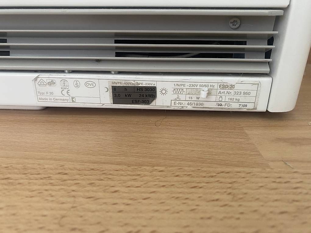 Radiatori: Neuwertiger Elektrospeicherofen – Nuovo (secondo la descrizione) da Horgen venduto da Amo231 2