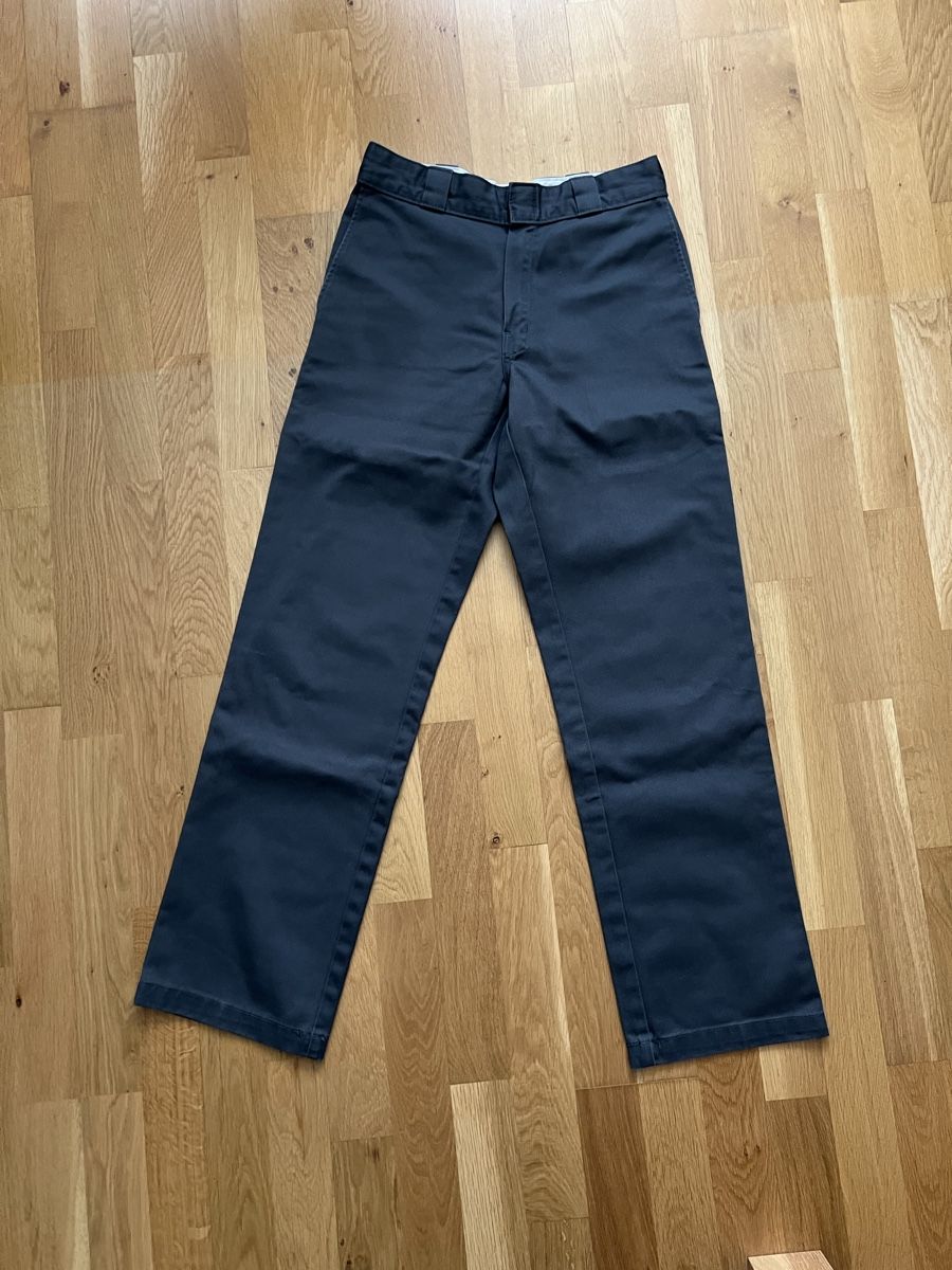 Dickies Pantaloni: Pantalon Dickies 874 gris anthracite, taille 30/32 – Usato da Cortaillod venduto da Y1nn_jqr 1