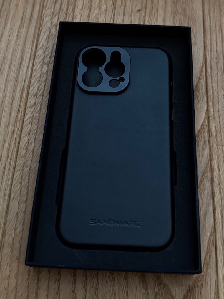 Cover & Protezioni schermo: Sandmarc Pro Case – Usato da Chur venduto da vi_milena