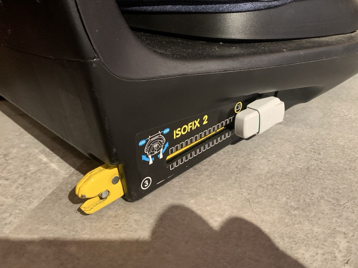 Maxi-Cosi Seggiolini per auto: Siège auto pivotant Maxi-Cosi AxissFix, Isofix – Usato da Les Bioux venduto da adr_g8tt 4