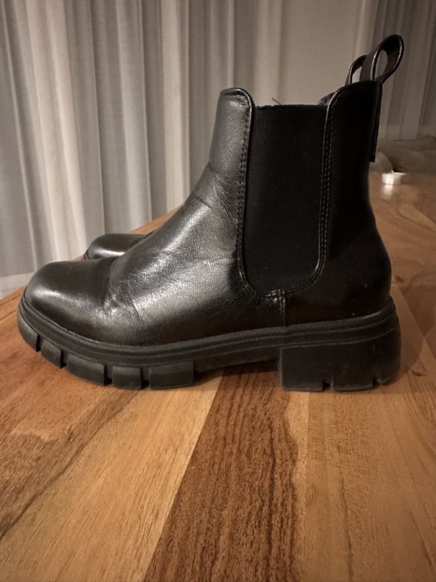 Scarpe da donna: Schuhe – Usato da Büttikon AG venduto da labi2005 1