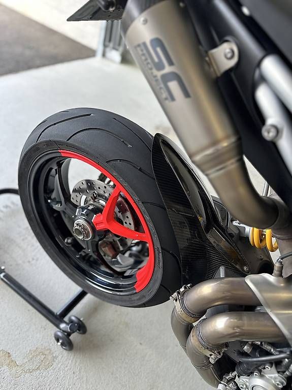 Strada: Ducati Hypermotard 950 RVE 2022 – Usato da Nussbaumen AG venduto da ulululuca 3