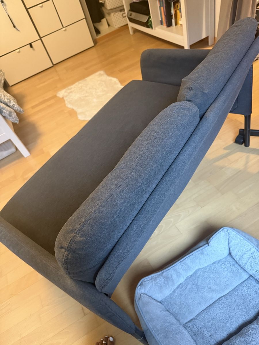 Ikea Sofas: 2er Sofa IKEA GLOSTAD – D'occasion à Bern par rokiwankenobi 2
