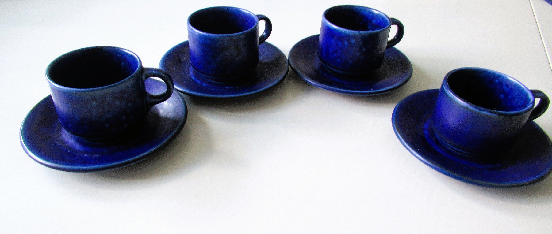Set di piatti: LANGENTHAL BLUE OCEAN  4 ESPRESSOTASSEN  MIT UNTERTELLER – Usato da Ostermundigen venduto da Finnflower