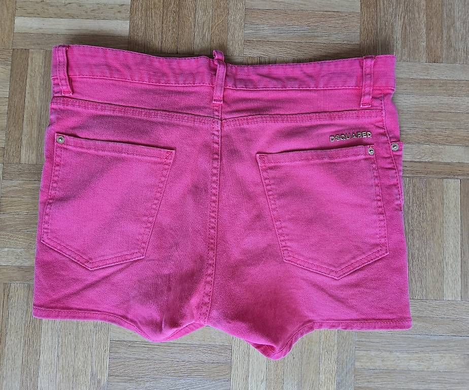 Jeans: Dsquared2 kurze rote jeans,gr.48 – Usato da Riehen venduto da harald13 1