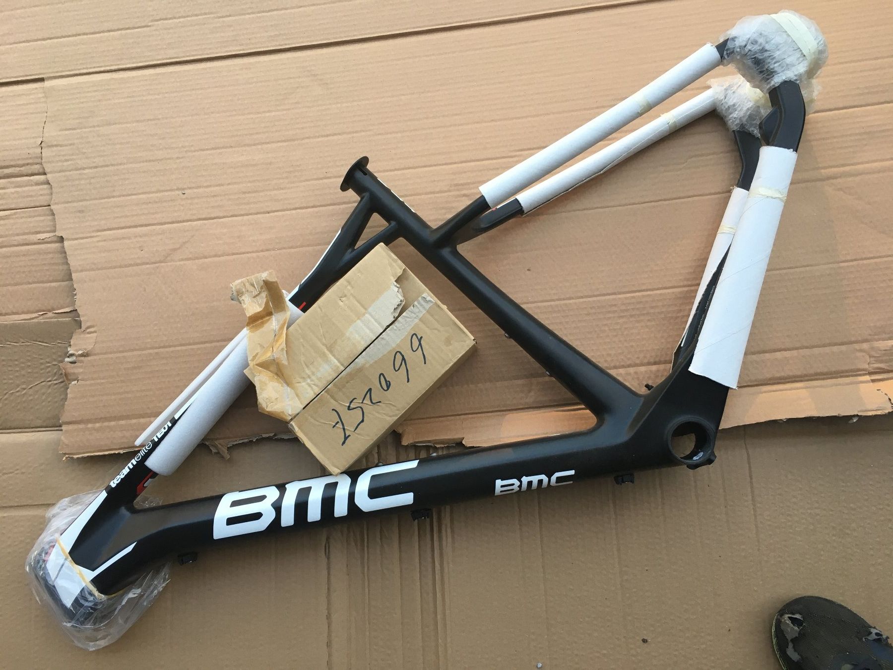 BMC Pièces détachées: BMC Teamelite Rahmen – Neuf (Voir description) à Diemerswil par Raskolnik