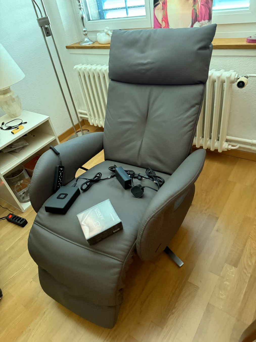 Himolla Sessel: Himolla Relax Sessel mit Aufstehfunktion – Gebraucht aus Nürensdorf von Flyer13 1