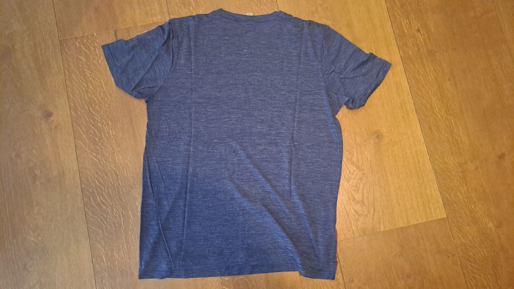 Mons Royale T-shirts: mons royale icon shirt, XL – D'occasion à Emmenbrücke par jkuster