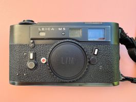 Leica M5 (body)