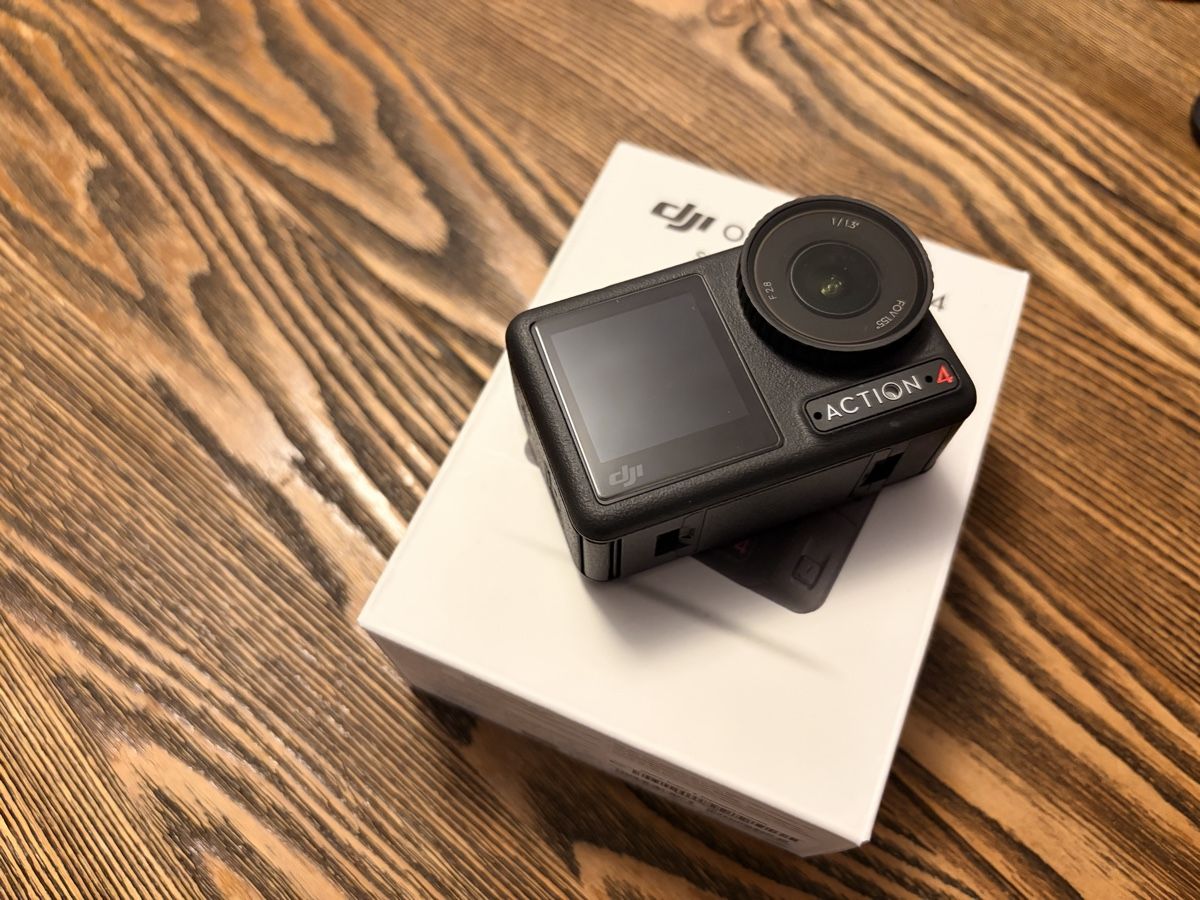 DJI Action Cam: Dji Osmo Action 4, Standard Combo und viel Zubehör – D'occasion à Konolfingen par Ilrosa 3