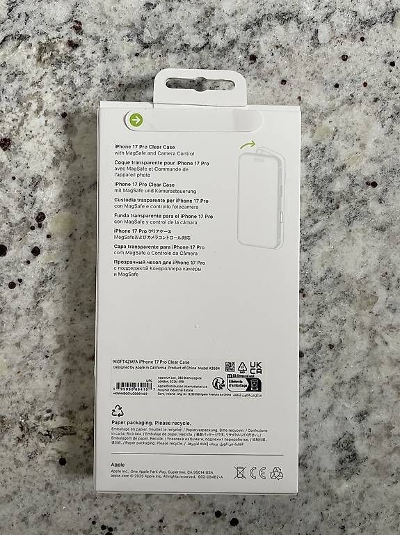Cover & Protezioni schermo: Cover Apple Iphone 17 pro – Usato da Ascona venduto da eli_nq6c 1