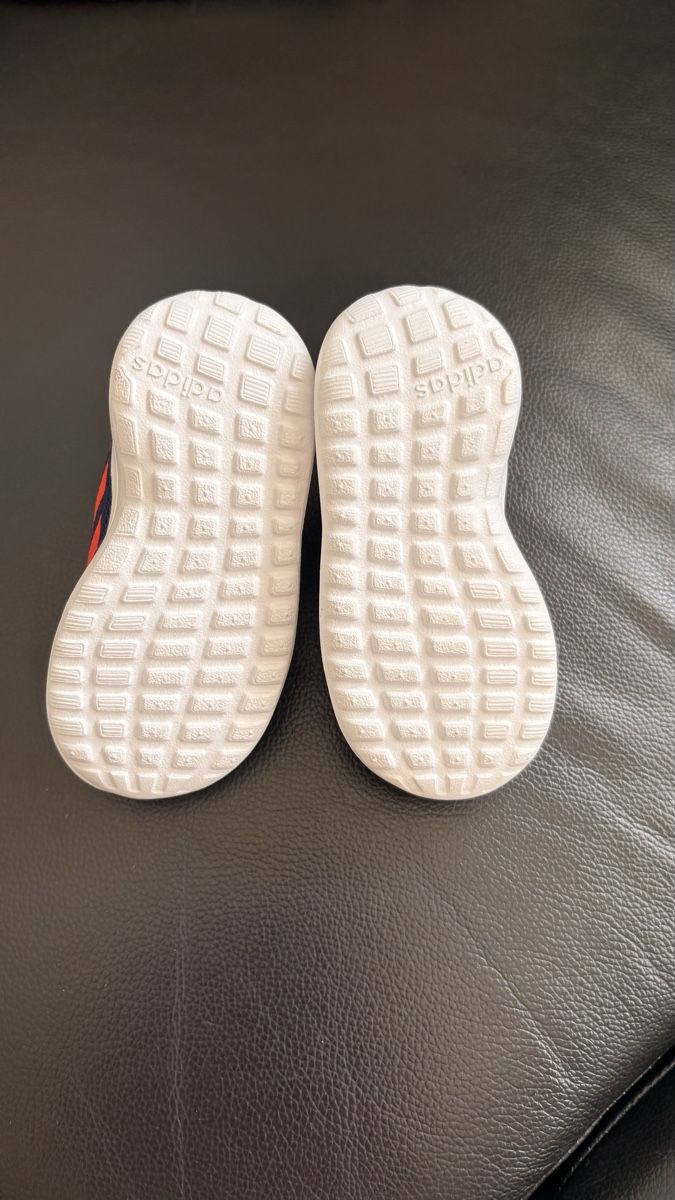 Adidas Scarpe per ragazzi: Adidas Schuhe Grösse 19 – Nuovo (secondo la descrizione) da Grabs venduto da Balko1 2