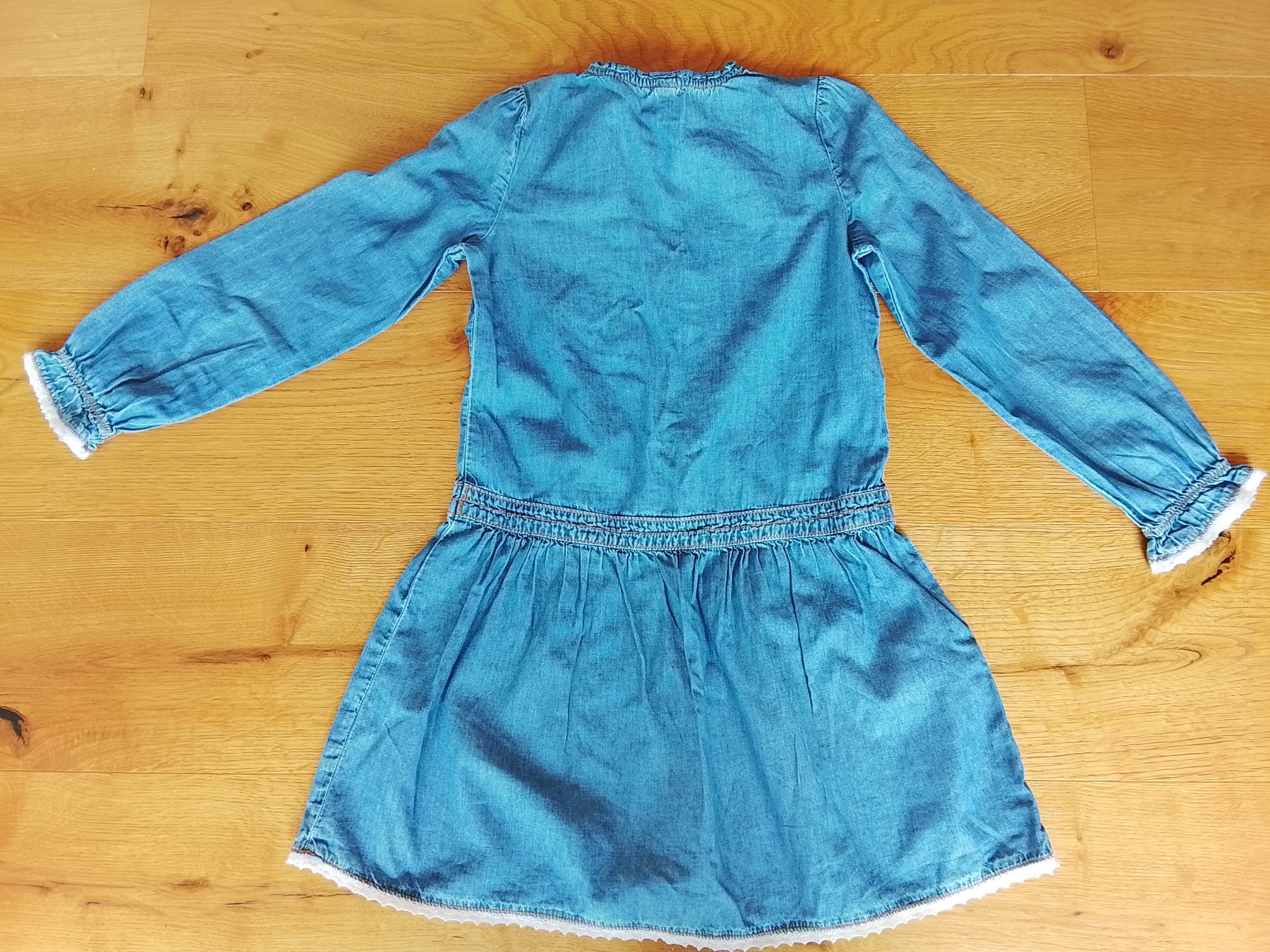 Esprit Vestiti & Gonne: Kleid Esprit Gr. 128 cm – Usato da St. Gallen venduto da Okonomyiaki 1