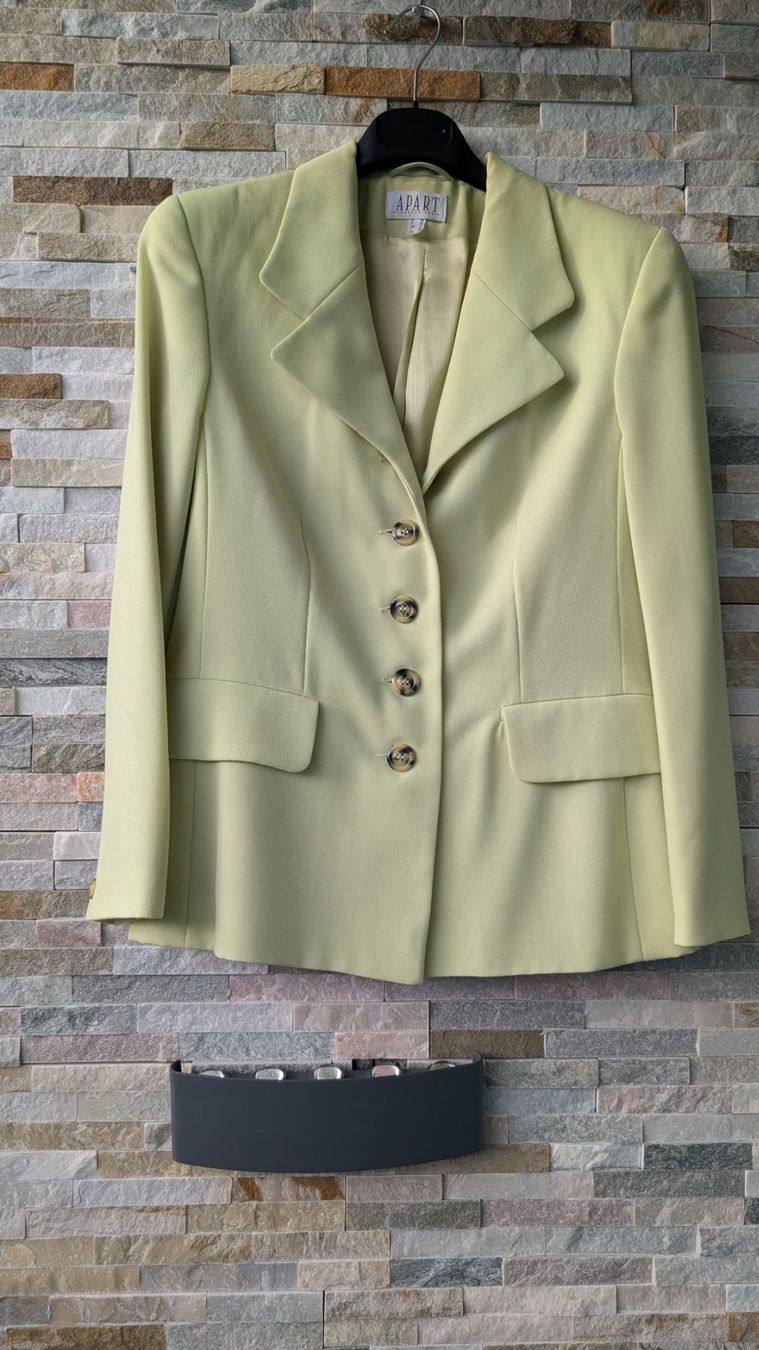 Completi & Tailleur: Damen Blazer & Rock Gr. 38, grün – Usato da Rüfenacht BE venduto da mla_jmf8