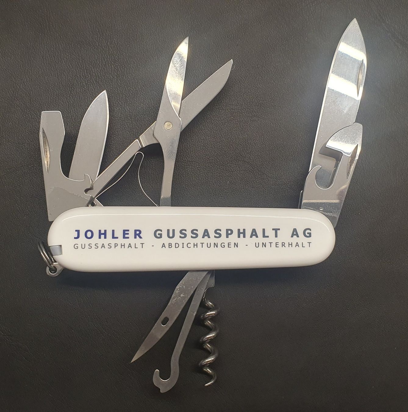Victorinox Taschenmesser: 4 Victorinox Sackmesser mit Logo – Neu (gemäss Beschreibung) aus Härkingen von MarianneSi 3