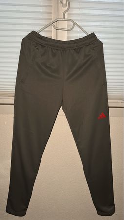 Adidas Trainingshose Gr. S