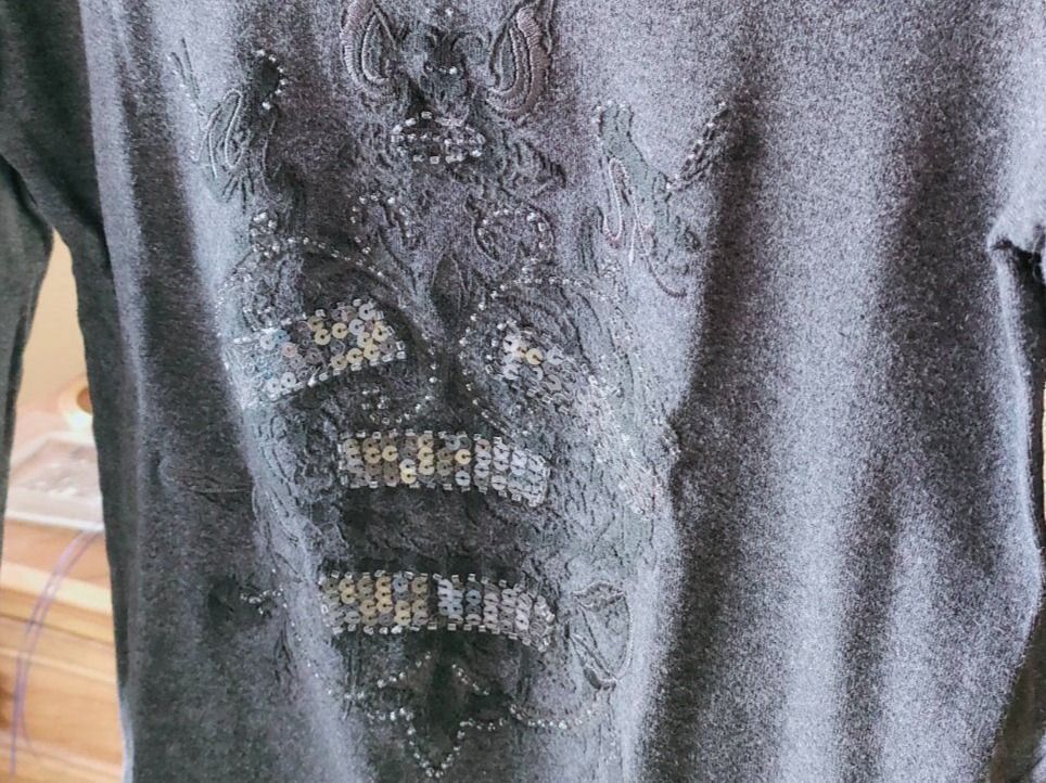 T-shirt: Pulli oui moments – Usato da Brugg AG venduto da Mashaba 1