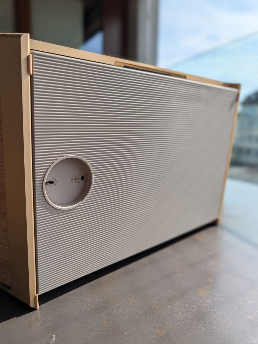 Bang & Olufsen Lautsprecher: B&O - 2x Beosound Level Gold/Oak – Gebraucht aus Solothurn von Theklagloria 9