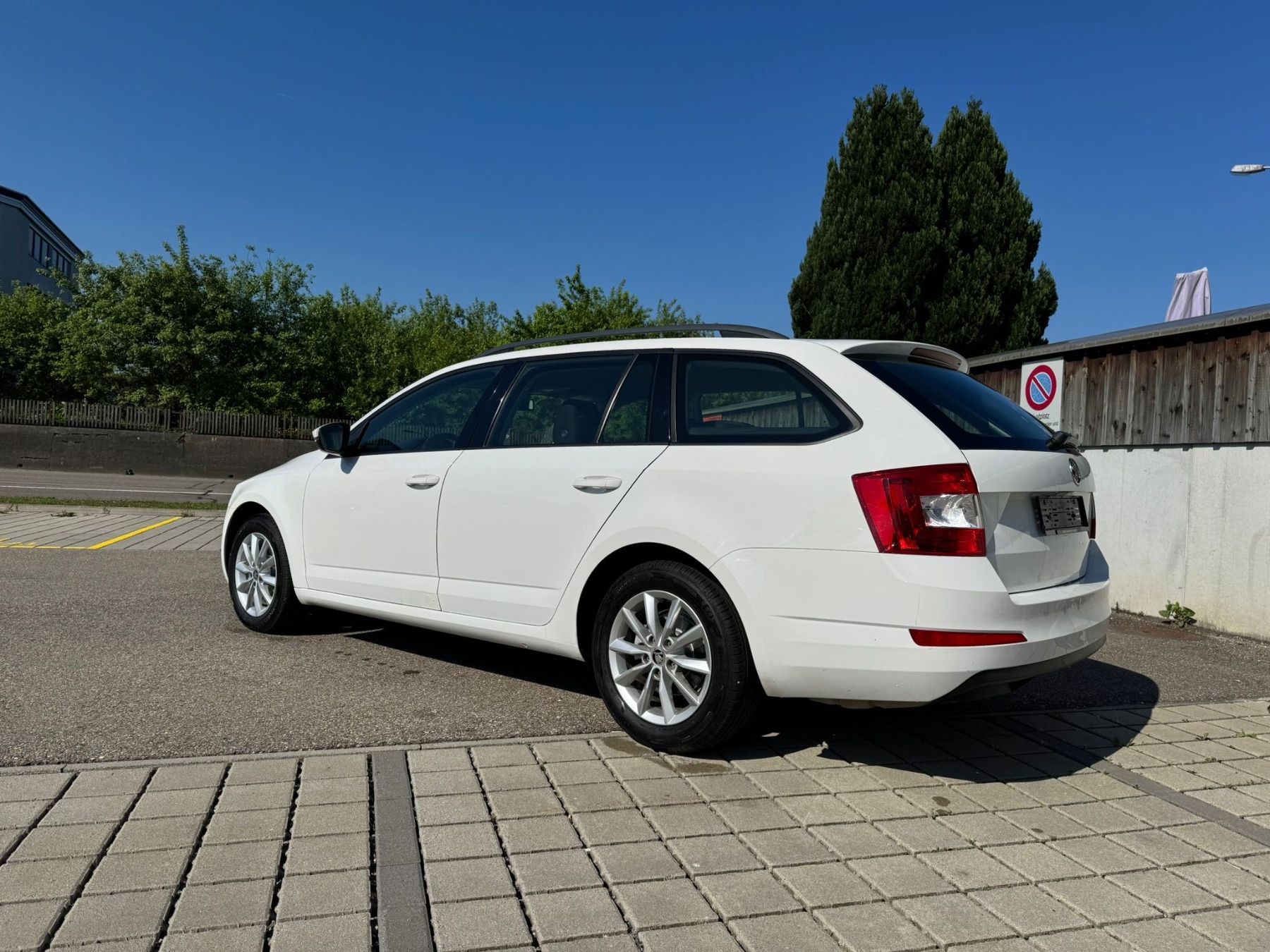 Skoda Automobili: Skoda Octavia 1.8 4x4 – Usato da Gossau SG venduto da Nez-lim 5
