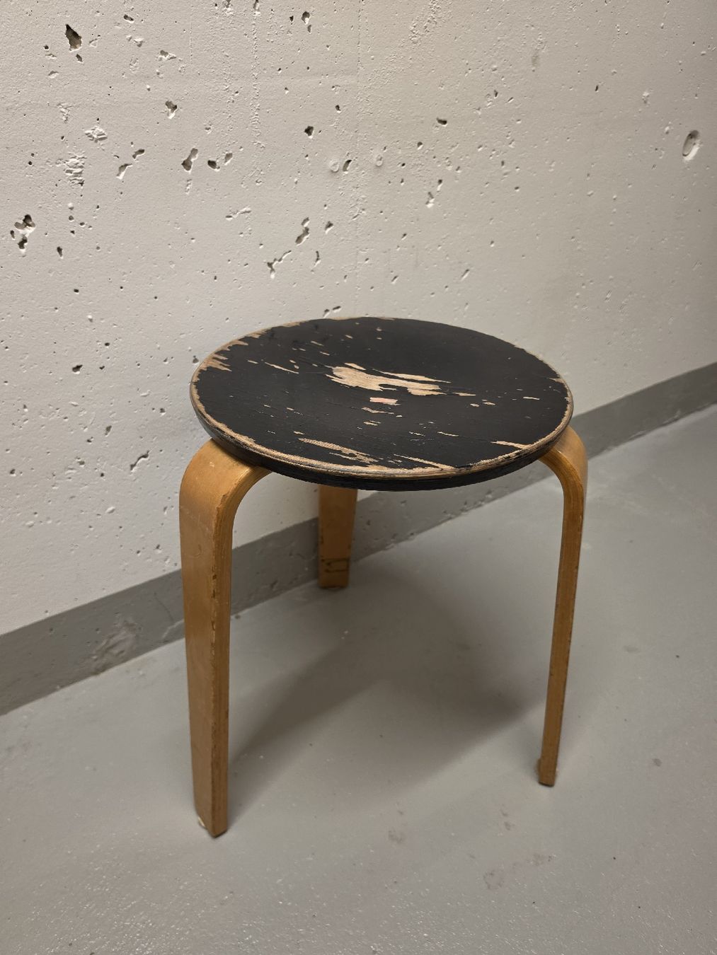 Horgen Glarus Sgabelli: Hocker Horgenglarus von Hans Bellmann – Usato da Fällanden venduto da pf2284 3