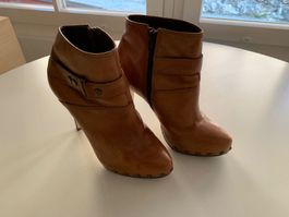 Asos Stiefeletten braun Gr. 40