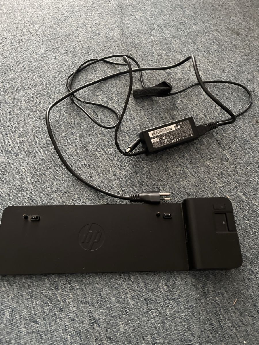 Hewlett Packard Dockingstation: Docking Station - HP 2013 Extra Slim – Gebraucht aus Zürich von Proton_Slit