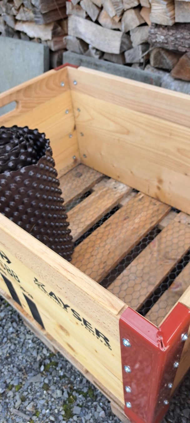 Paletten: palettenbox mit zubehoer neu – Neu und originalverpackt aus Benzenschwil von 007tinu 1