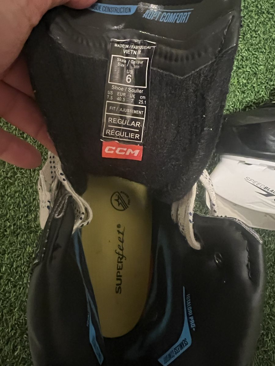 Ccm Pattini da ghiaccio: CCM Jetspeed FT6 Pro Schlittschuhe Grösse 6 / 40.5 – Usato da Arlesheim venduto da SKA_4144 4