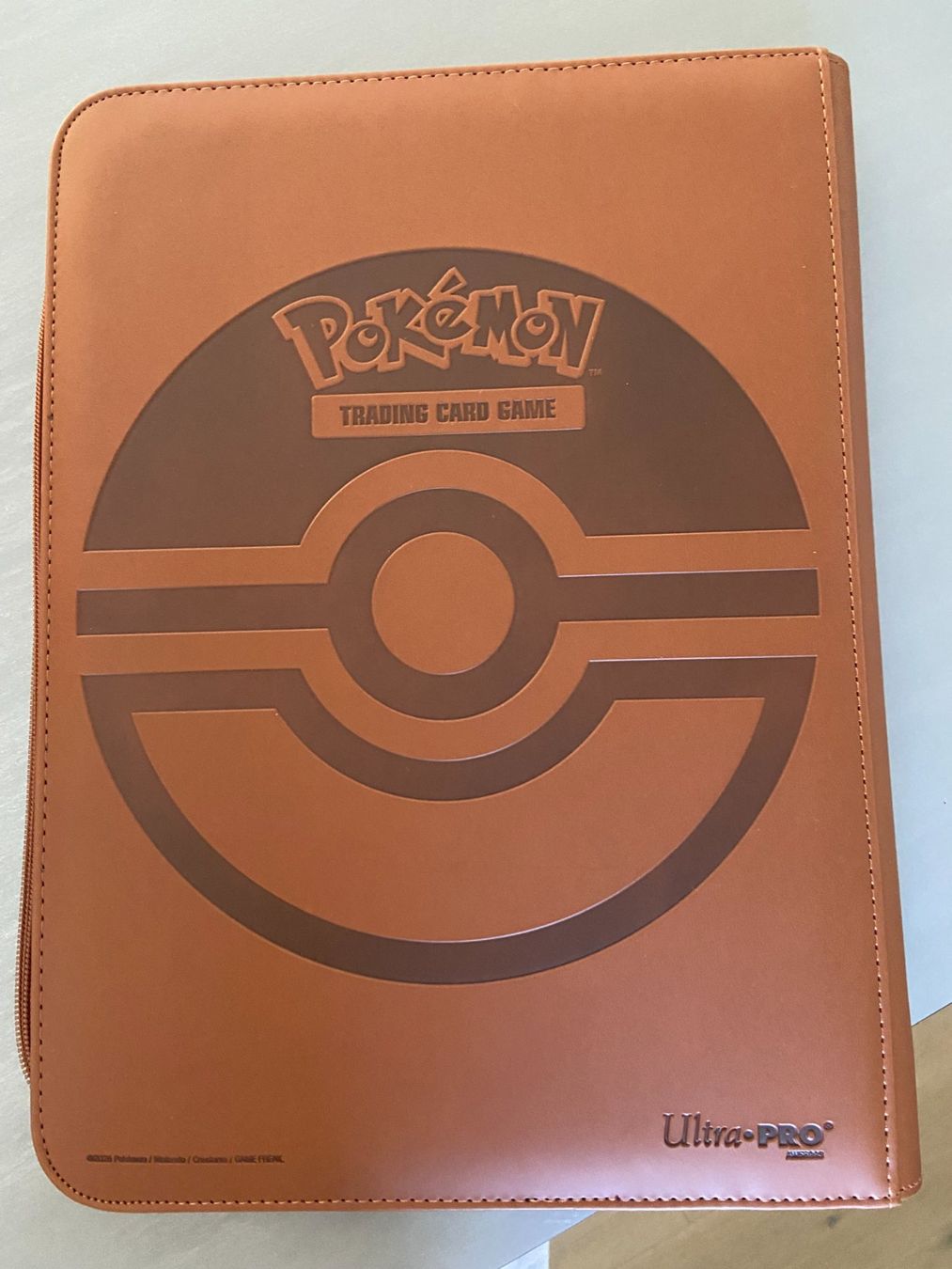 Ultra Pro Album: Pokemon Album 9 Tasche – Nuovo e nell'imballaggio originale da Egg b. Zürich venduto da Lacustre22 1