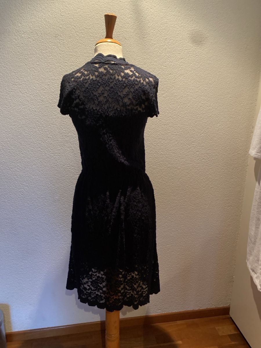 Vestiti: Schickes Spitzenkleid, marineblau, Grösse 34 – Usato da Birr venduto da savasdee 1