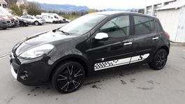 Renault Clio 1.2 100 aus 1. Hand und ab CHF 1.00 !!!
