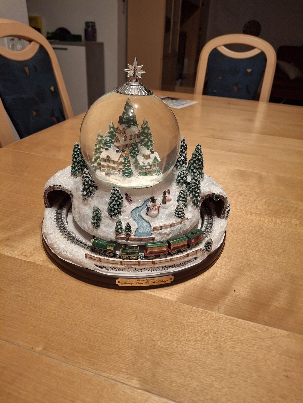Toutes les décorations: Schneekugel – D'occasion à Münchenbuchsee par christ84