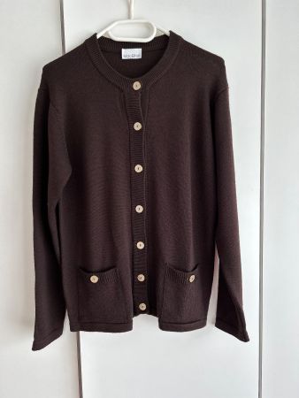 Warme edle klassische Strickjacke Merinowolle braun
