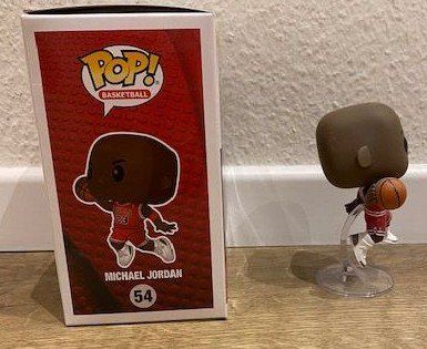 Funko Statuette: Funko Pop NBA Michael Jordan 54 – Usato da Langenthal venduto da roman014 2