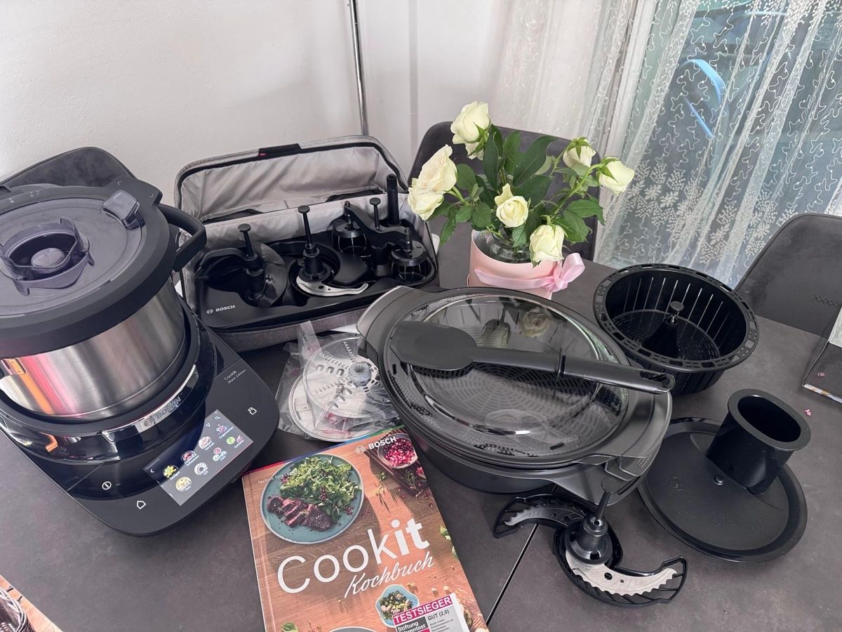 Bosch Küchengeräte: Cookit Set Helpful Friends Schwarz – Gebraucht aus Mönchaltorf von gol_pg75