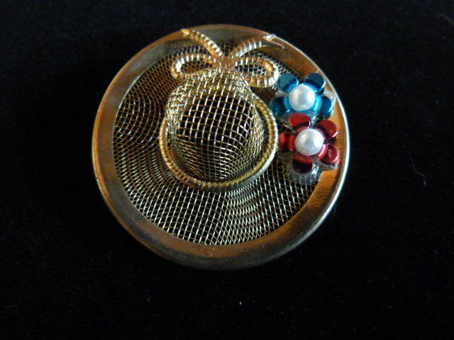 Broches & Aiguilles: Hut-Brosche, goldfarben, vintage – D'occasion à Nunningen par Fashion-Ave51