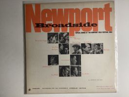 Newport Broadside LP (OIS in schlechtem Zustand)