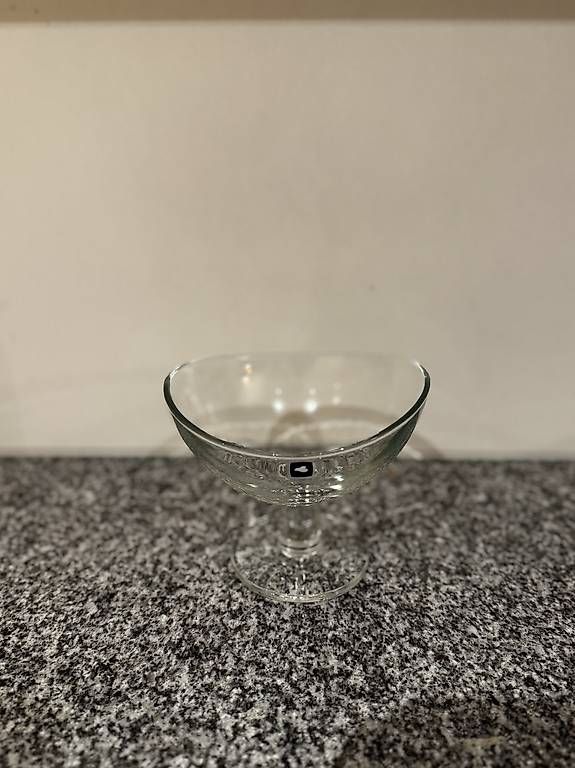 Ciotole: Glas Schalen/ Glas Schüssel – Usato da Bern venduto da mon_2lbl