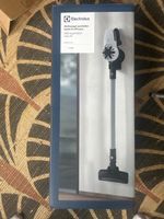 Electrolux 300 Akku Staubsauger weiss neu in Verpackung