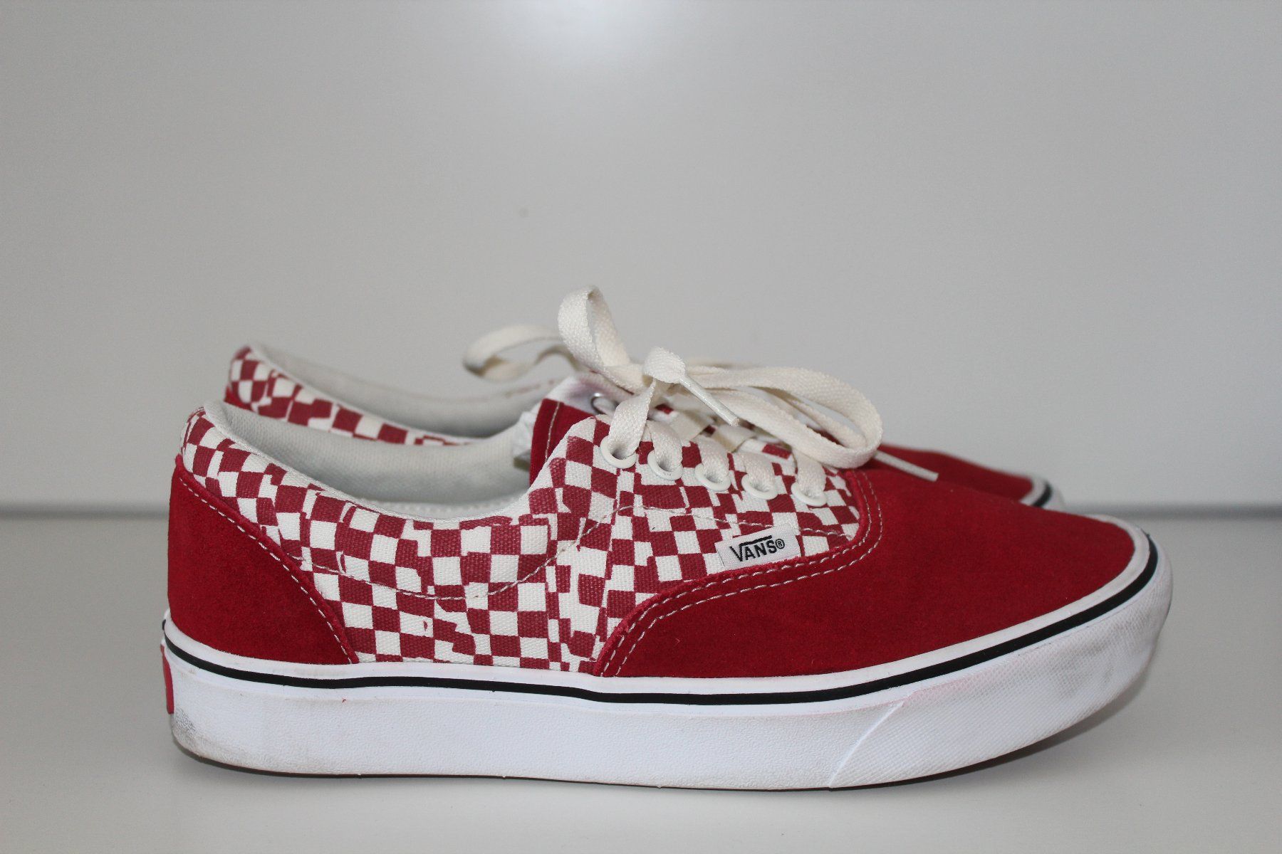 Vans Scarpe da donna: Vans Sneaker Gr.40 Leder – Usato da zürich venduto da kira.jj