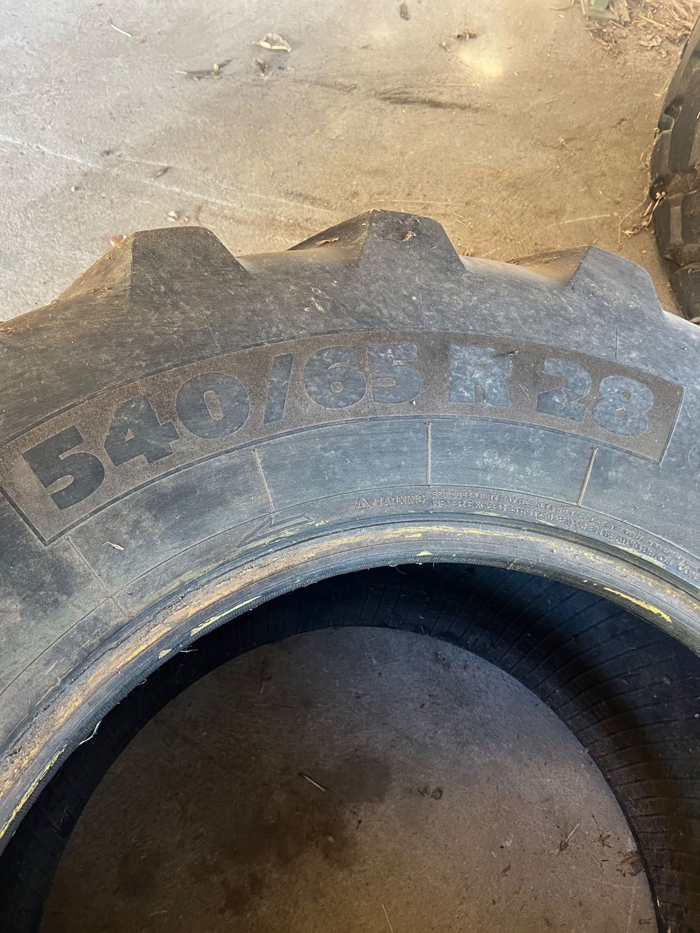 Michelin Pneumatici & Ruote complete: Reifen 540/65 R28 Michelin – Usato da Bleienbach venduto da sch_wh9d 2