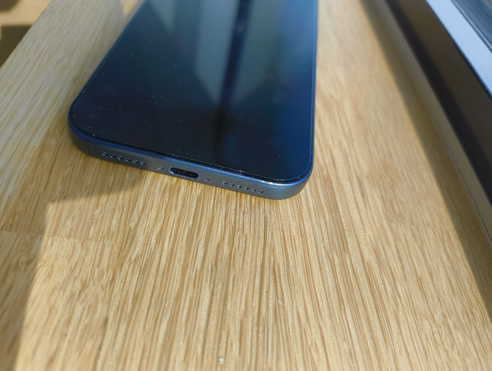 Apple Telefoni cellulari / Smartphones: iPhone 17 pro max – Usato da Zürich venduto da eportex 5