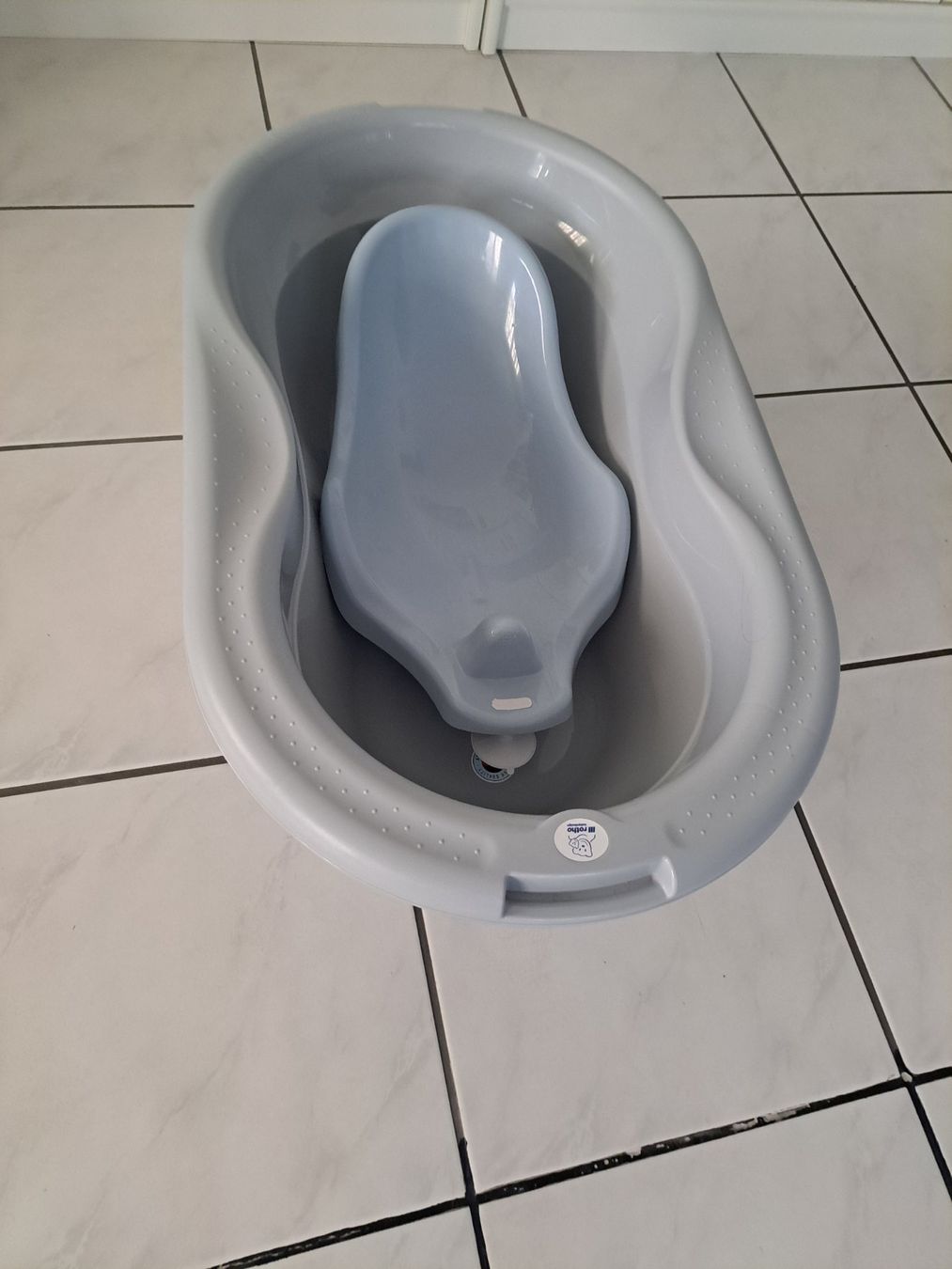 Rotho Vasche da bagno: Babybadewanne mit Einsatz – Usato da Kaltbrunn venduto da Nili133