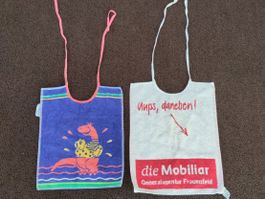 2 Lätzli mit Aufdruck und Logo gute  Qualität