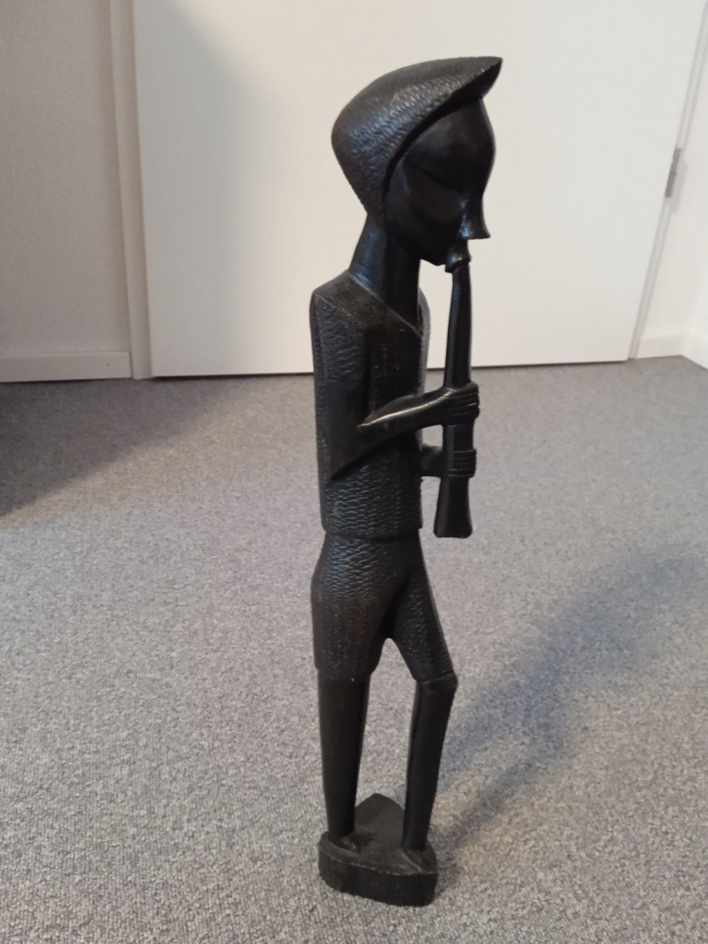 Sculture & Statue: Afrikanische Holzfigur – Usato da Wängi venduto da Mrmarcel6