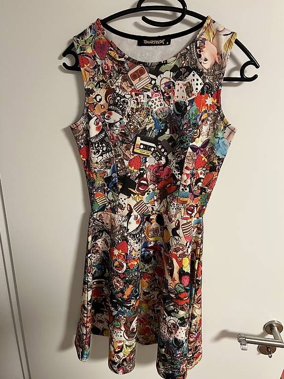 Robes: Buntes Kleid Gr. S – D'occasion à Sevelen par ale_v29l
