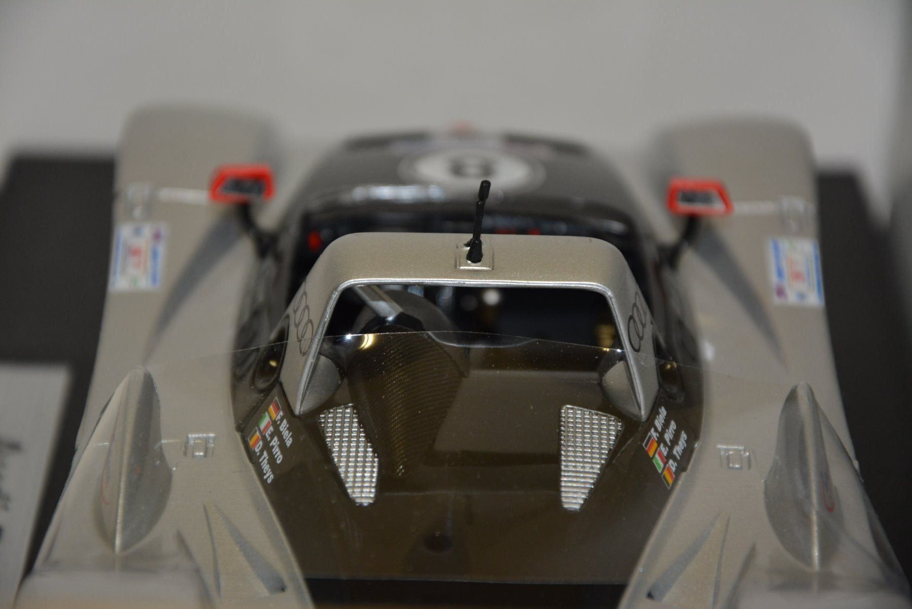 Audi Modellini d'auto: Audi R8R Le Mans 1999  , 1:18 – Nuovo e nell'imballaggio originale da Goldach venduto da Feivel9 6